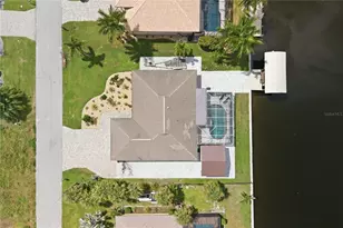 136 Sinclair St SE, Port Charlotte, FL 33952 - Photo 2