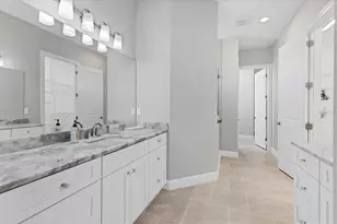 9201 Lake Dr, Englewood, FL 34224 - Photo 22