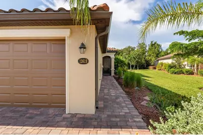12619 Garibaldi Lane, Venice, FL 34293 - Photo 2