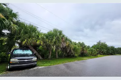 9460 & 9468 Applin Circle, Port Charlotte, FL 33981 - Photo 2