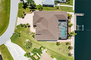 9326 Rosebud Cir, Port Charlotte, FL 33981 - Photo 8