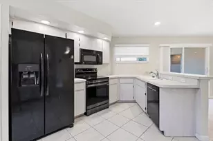 9216 Anita Ave, Englewood, FL 34224 - Photo 6