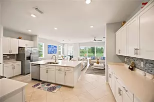 19110 Moscato Ct, Venice, FL 34293 - Photo 12