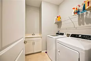 19110 Moscato Ct, Venice, FL 34293 - Photo 40