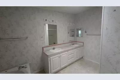 6341 Oriole Boulevard, Englewood, FL 34224 - Photo 10