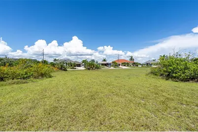 9339 Rosebud Circle, Port Charlotte, FL 33981 - Photo 10