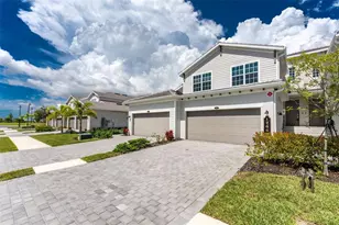 12660 Radiance Ct, Venice, FL 34293 - Photo 2