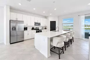 12660 Radiance Ct, Venice, FL 34293 - Photo 16