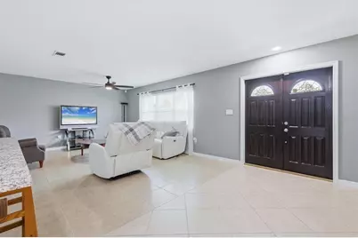 15231 Chamberlain Boulevard, Port Charlotte, FL 33953 - Photo 4
