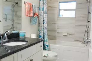 206 Antilla Dr, Rotonda West, FL 33947 - Photo 20