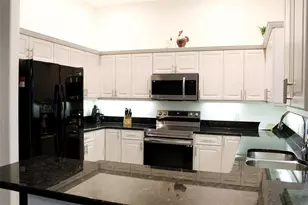 206 Antilla Dr, Rotonda West, FL 33947 - Photo 10