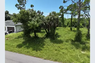 18 Pine Valley Court, Rotonda West, FL 33947 - Photo 4