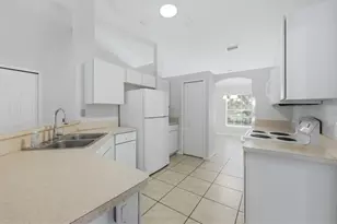 110 Cabello St, Punta Gorda, FL 33983 - Photo 10