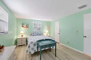 114 Lee Cir, Englewood, FL 34223 - Photo 24