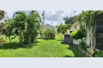 135 Via Madonna, Englewood, FL 34224 - Photo 4