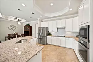 23535 Waverly Cir, Venice, FL 34293 - Photo 16