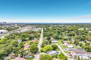 2619 19th St, Sarasota, FL 34234 - Photo 10