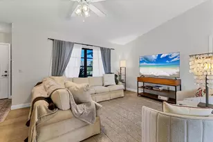 25 Bunker Ct, Rotonda West, FL 33947 - Photo 2