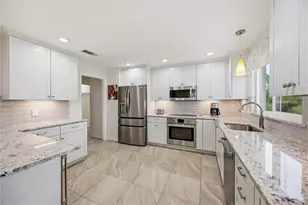 306 Persimmon St, Englewood, FL 34223 - Photo 12
