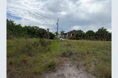 10377 Harlingen St, Port Charlotte, FL 33981 - Photo 6