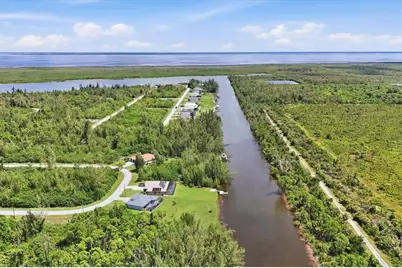 10686 Kearsarge Circle, Port Charlotte, FL 33981 - Photo 58