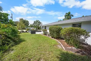 2111 Heasley Rd, Englewood, FL 34223 - Photo 44