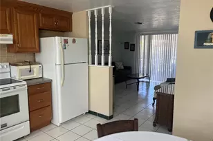 1919 Forked Creek Dr, Englewood, FL 34223 - Photo 4