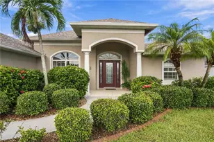 244 Fairway Rd, Rotonda West, FL 33947 - Photo 2