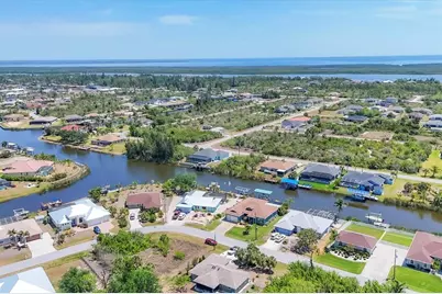 9574 Arsipe Circle, Port Charlotte, FL 33981 - Photo 54