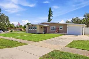2424 Warne St, Port Charlotte, FL 33952 - Photo 2