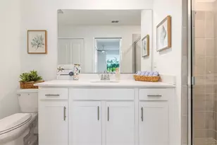 12180 Wellen Golf St, Venice, FL 34293 - Photo 16