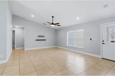 150 Green Pine Park, Rotonda West, FL 33947 - Photo 4