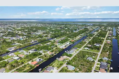 15392 Aldama Circle, Port Charlotte, FL 33981 - Photo 74