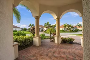 10720 Tarflower Dr, Venice, FL 34293 - Photo 2