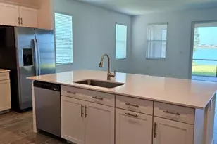 8116 Shr Lk Dr, Englewood, FL 34224 - Photo 6