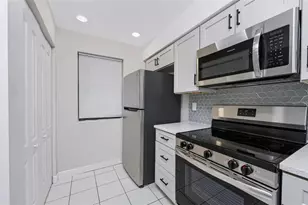 1751 Beach Rd, Englewood, FL 34223 - Photo 16