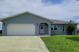 169 Caddy Rd, Rotonda West, FL 33947 - Photo 1
