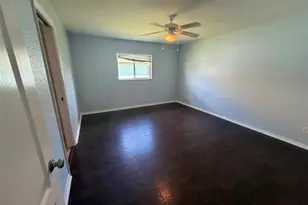2740 Trianna St, North Port, FL 34291 - Photo 12