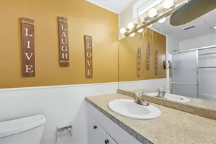 1128 Seahorse Ln, Englewood, FL 34224 - Photo 24