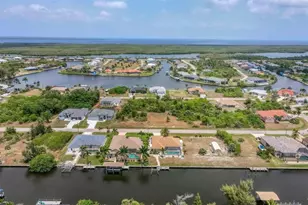 8180 Burwell Cir, Port Charlotte, FL 33981 - Photo 38