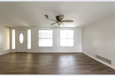 631 S Broadway, Englewood, FL 34223 - Photo 10