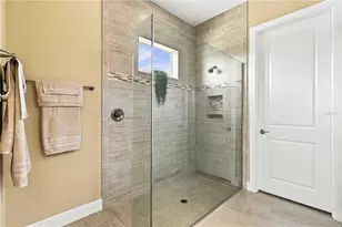 23739 Waverly Cir, Venice, FL 34293 - Photo 20