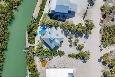 310 Kettle Harbor Drive, Placida, FL 33946 - Photo 10