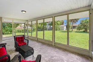 18663 Kerrville Cir, Port Charlotte, FL 33948 - Photo 38