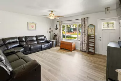 18663 Kerrville Circle, Port Charlotte, FL 33948 - Photo 8