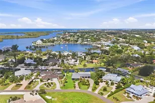 545 Gaspar Dr, Placida, FL 33946 - Photo 4