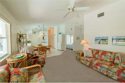 7337 Jennifer Drive, Port Charlotte, FL 33981 - Photo 4