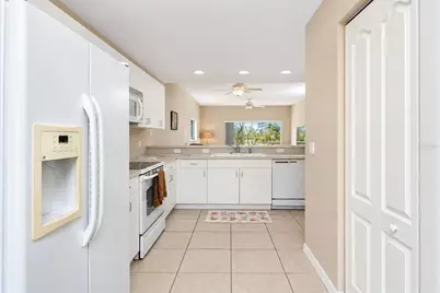 8101 Memory Lane #122, Rotonda West, FL 33947 - Photo 12
