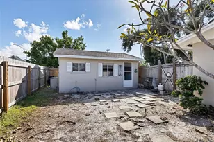 25 1st Ave, Englewood, FL 34223 - Photo 8