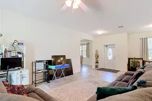 6027 Acorn Cir, Labelle, FL 33935 - Photo 6